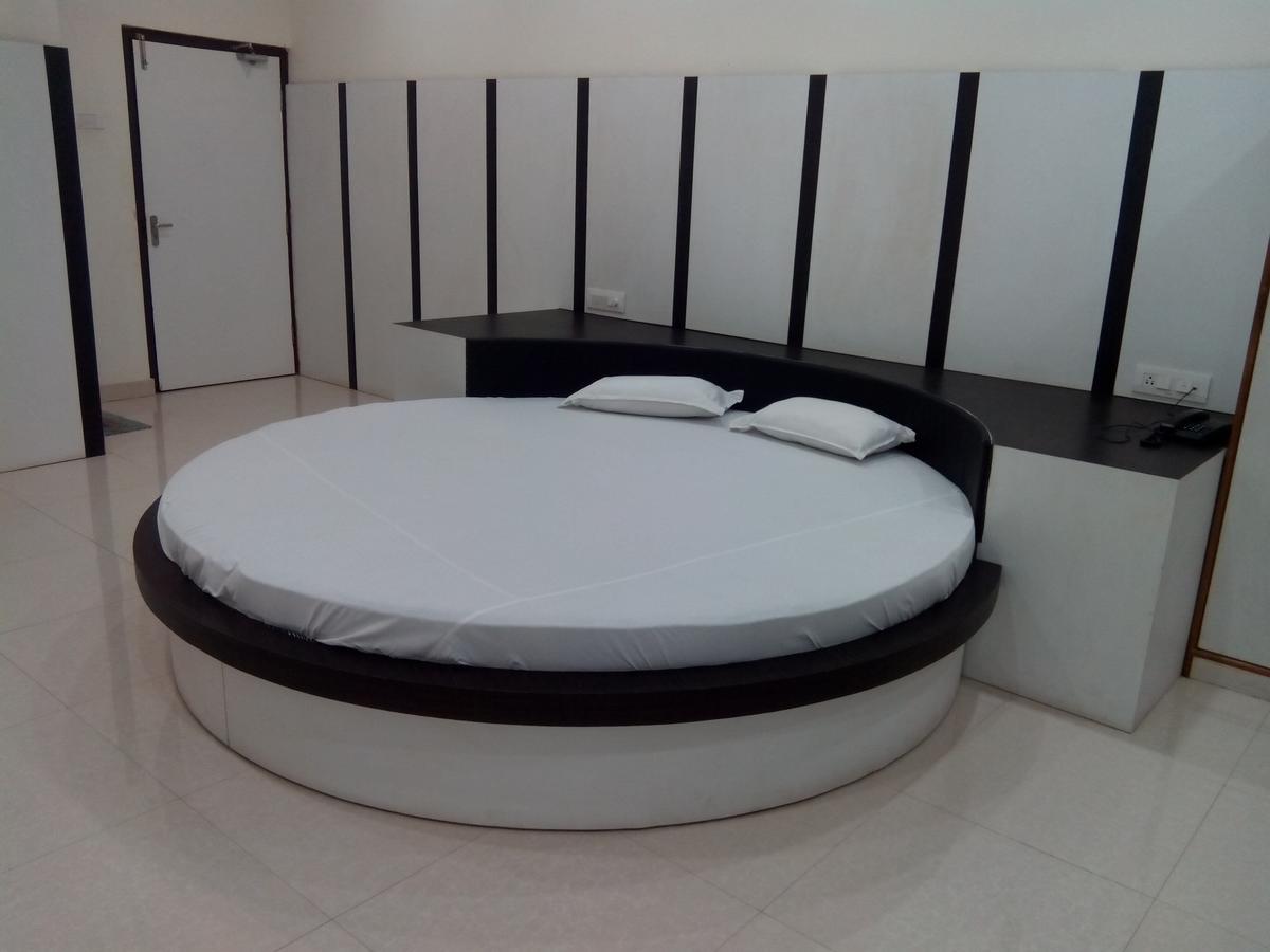 Hotel Bhammars Balangir Zimmer foto