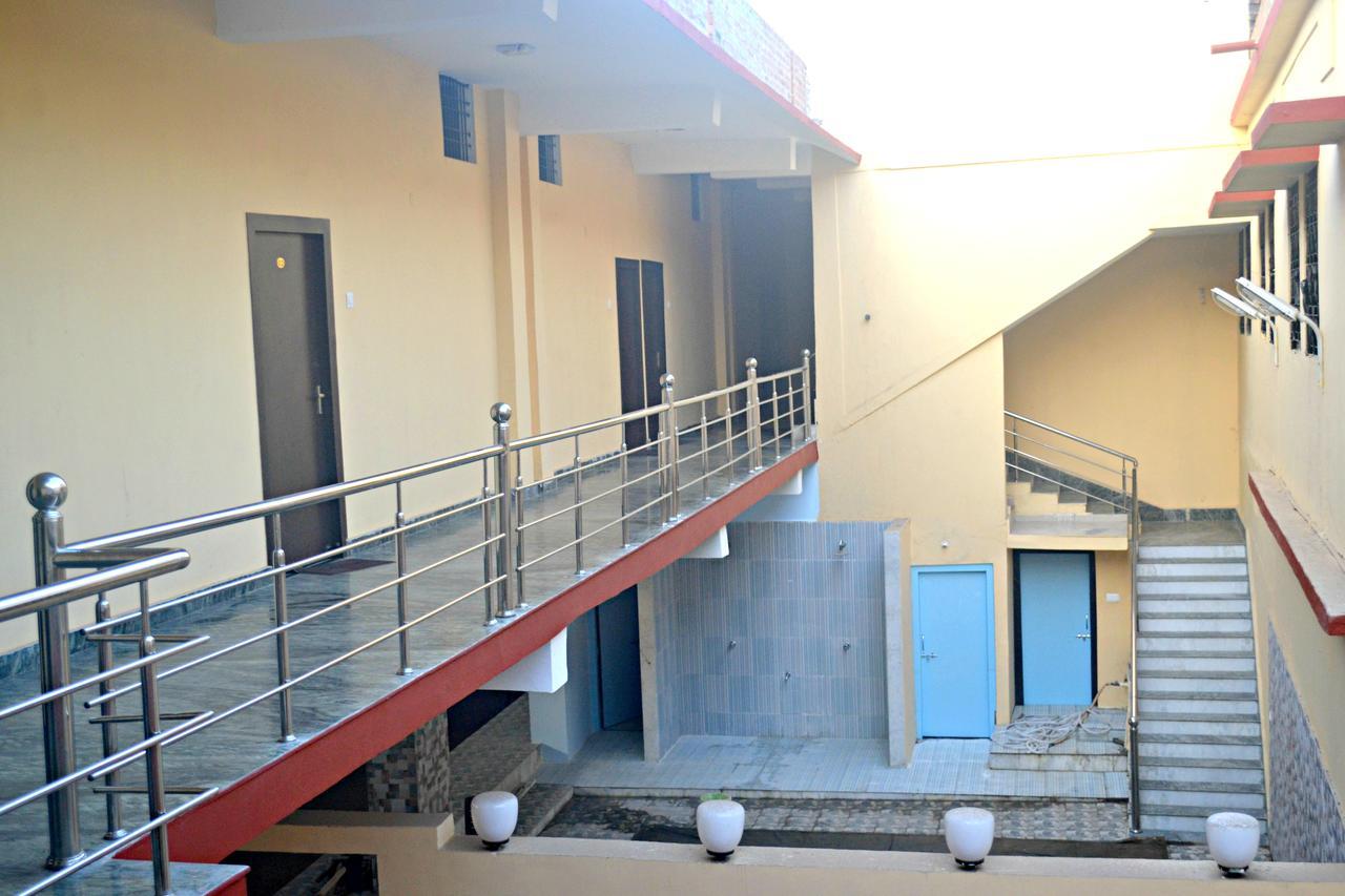 Hotel Bhammars Balangir Exterior foto
